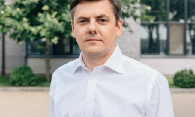 У змагання за перемогу на виборах Ради у Солом’янському районі втрутилась третя сила – політолог