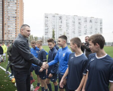 Віталій Кличко відкрив стадіон