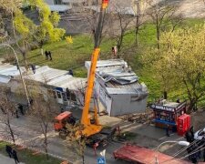 У Дніпровському районі демонтували незаконні МАФи (відео)