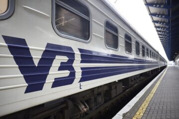 Залізничні вокзали Києва працюють у штатному режимі після масової евакуації