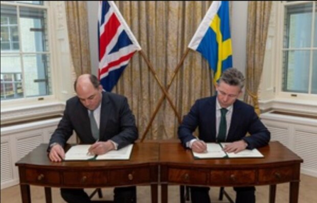Угода Великої Британії та Швеції дозволить передати Україні самохідні артилерійські установки AS90