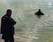 У Києві рятувальники дістали з річки тіло, особа чоловіка встановлюється, — ДСНС