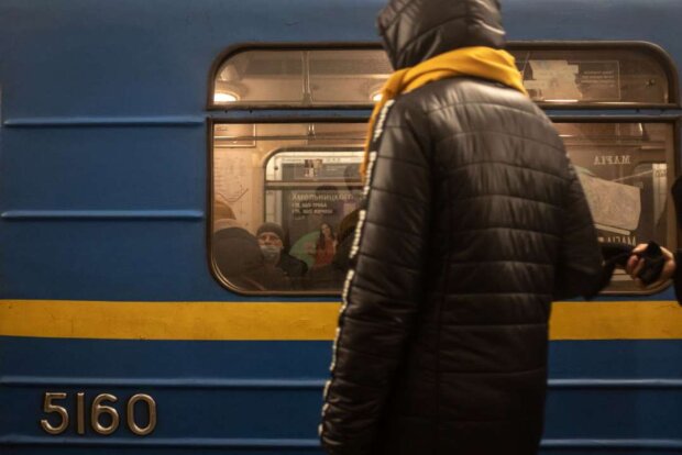 Київське метро почало безкоштовно впускати пасажирів