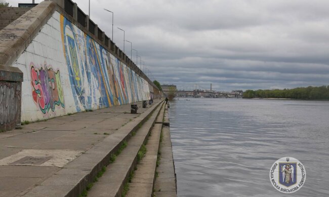 Рівень води у Дніпрі знизився на понад 120 см, водопілля відступає — КМВА скасували І рівень небезпеки