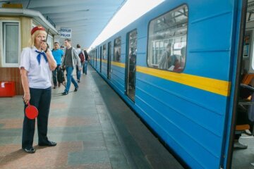 Повідомили, коли метро працюватиме довше