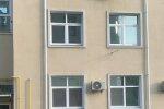 У передмісті Києва з вікна третього поверху випала 4-річна дівчинка