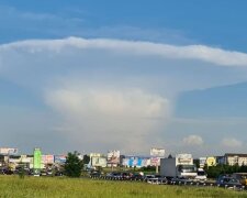 Над Києвом бачили хмару, схожу на атомний гриб: ДСНС пояснило явище