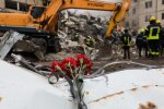 Ракетний удар по Дніпру: з-під завалів дістали тіло дитини, кількість загиблих сягнула 41