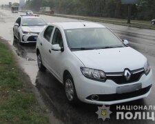 На Голосієві п’яний молодик поцупив у таксиста авто