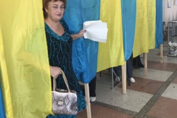 Вибори до Верховної Ради: усі дільниці працюють