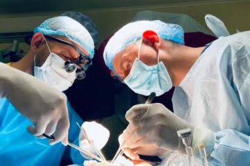 Київські лікарі пересадили підлітку кістки, зроблені на 3D-принтері