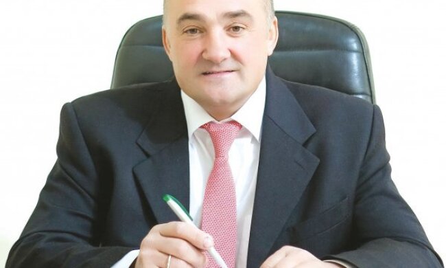 Віктор Полозов переконаний, що завдання номер один — не дати загинути українському селу