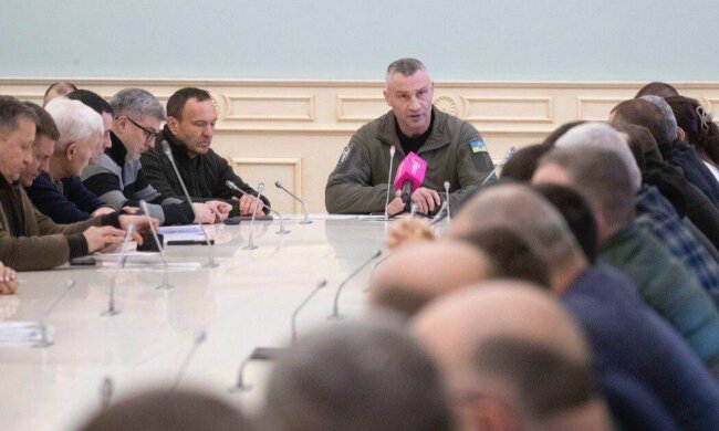 Зігріти кожного: Кличко розгортає в Києві 1200 пунктів обігріву з можливістю ночівлі