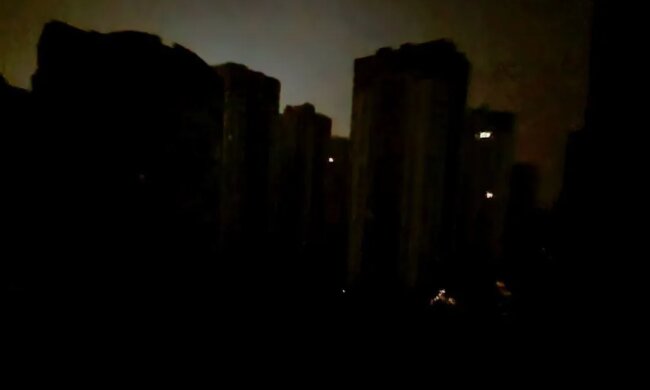 У Києві одні з найбільших обмежень, які триватимуть до весни - енергетичний експерт