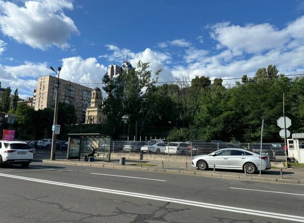 Будувати паркінг у центрі Києва довірили компанії, яку створили за 5 місяців до тендеру