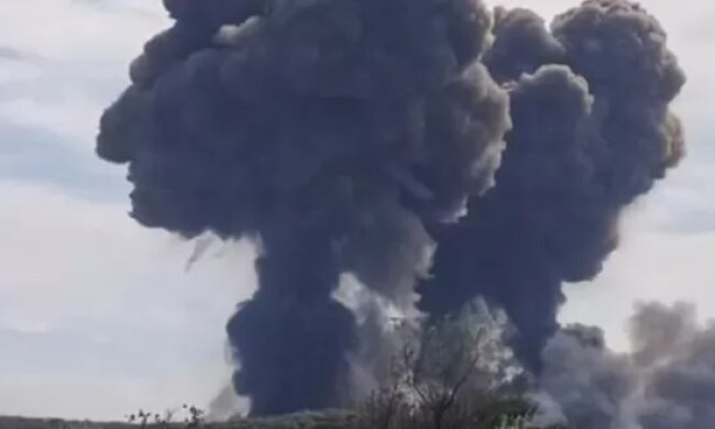 ЗСУ знищили склади зброї ворога у Новій Каховці та Олешках, – ОК “Південь”