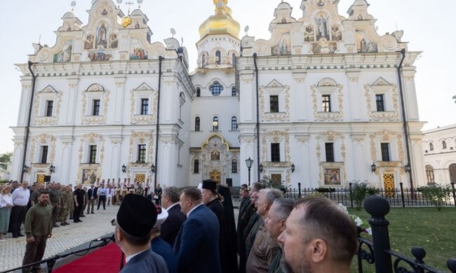 У Києво-Печерській Лаврі відбувся молебень за український народ та воїнів