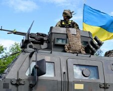 ЗСУ підняли на околицях Лиману прапор України (відео)