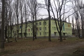 У Києві педофіл напав на дитину у лікарні: підозрюваного шукають
