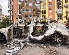 Пошкоджені будинки, прокуратура й кінотеатр «Київська Русь»: який вигляд має місце російського удару в Києві