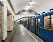 Сьогодні на кількох станціях не працюватиме метро