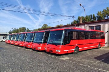 Допомога словацьких партнерів - Київ отримав автобуси від Братислави