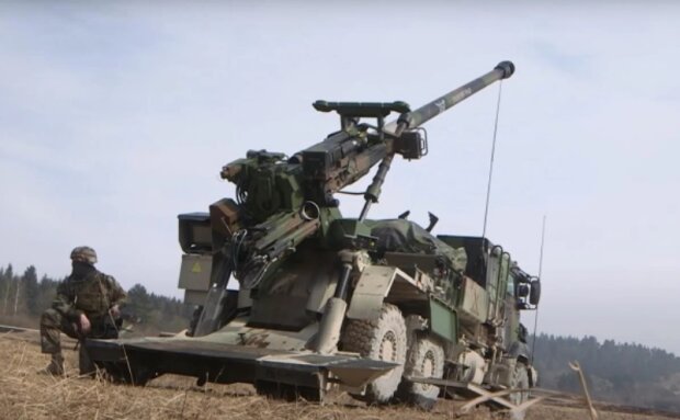 Потужні САУ і “вбивці танків”: Франція передасть Україні партію зброї