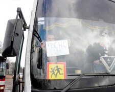Мерія Бучі: окупанти зривають евакуацію, блокують 50 автобусів під Києвом