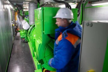 Блекаути не страшні? Київ запустив власні мініелектростанції із броньованим захистом.