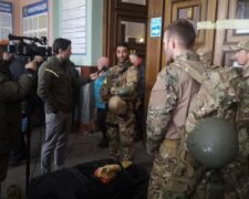 Колишні британські морські піхотинці прибули до Києва