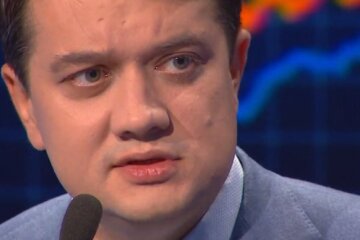 Зеленський збирає великий форум – Разумков