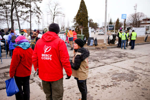 Програма гуманітарного реагування Mercy Corps в Україні продовжує надавати допомогу, цього разу ДСНС