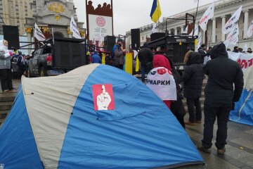 Протестуючі ФОПи на Майдані збираються співати та танцювати (відео)