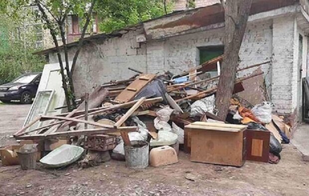 Вивезли 34 сміттєвози: за півтора місяці у Солом’янському та Голосіївському районах прибрали стихійні звалища