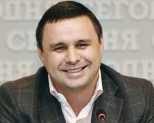 “Харкало закрой!” – забудовник Микитась напав на голову ОТГ Пінчука