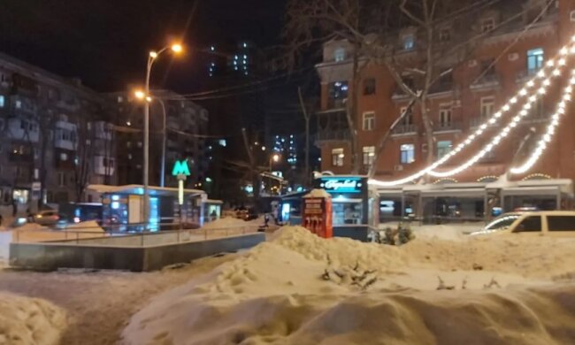 На станції метро «Кловська» шукали бомбу