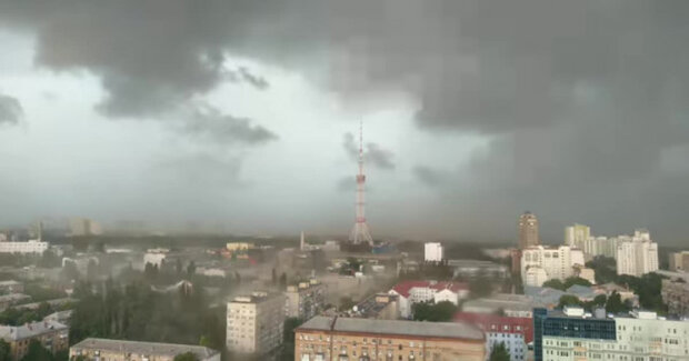У Києві оголосили штормове попередження: найвищий рівень небезпеки