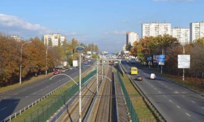 В столиці закрили черговий пішохідний міст