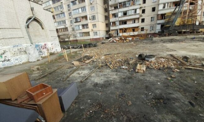 Коли почнуть демонтувати зруйнований будинок на Позняках