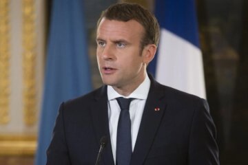 Макрон не вважає можливим розгляд заявки України на вступ до ЄС