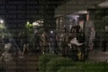 В одному з житлових комплексів столиці зчинилась масова бійка