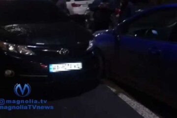 У центрі Києва сталася серйозна масова ДТП із шістьома авто (відео)