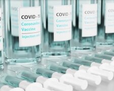 У КМДА заявили, що у Києві проти COVID-19 вакциновано половину населення, але у МОЗ кажуть про 26%