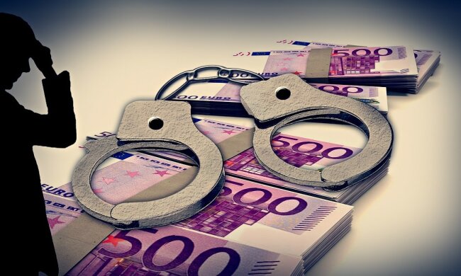 Депутата облради з подільниками затримали через вимагання грошей, насильство та викрадення людей