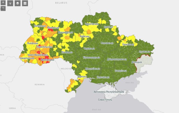 МОЗ відправило до “червоної зони” 21 район України: де введуть обмеження