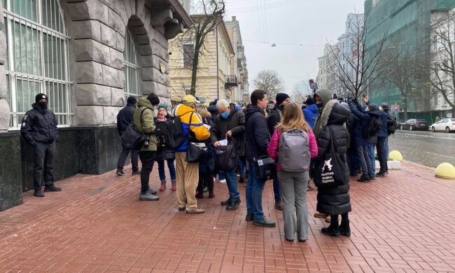 У Києві йде протест проти обшуку в музеї Революції Гідності