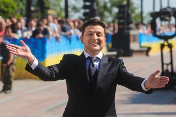 Партія “Слуга народу” обіцяє люструвати Данилюка, Абромавичуса і Пристайка