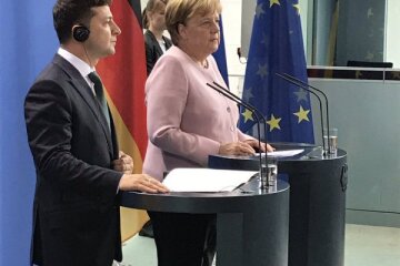 Зеленський у Німеччині: Агітуєте за зняття санкцій із Росії – відвідайте Донбас