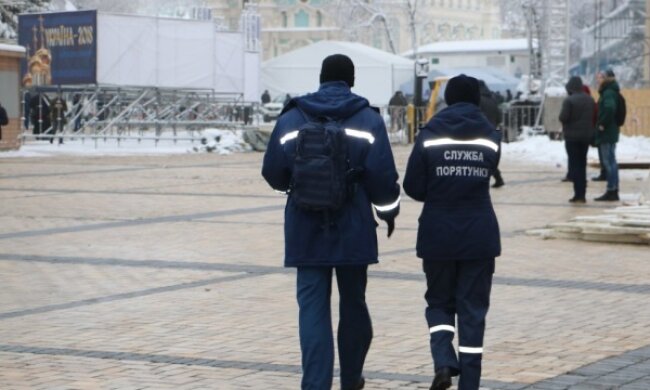Київські рятувальники перейшли у посилений “новорічний” режим