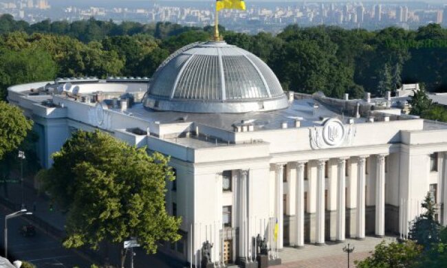 На Банковій розповіли, які рішення нова Рада прийме в перший день роботи